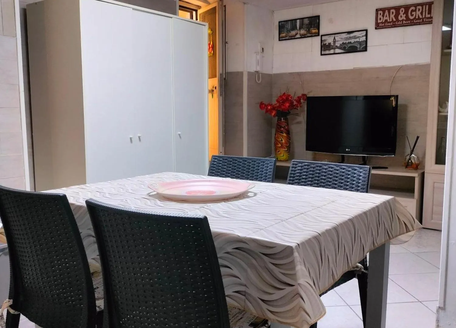 Gioia Home Bari Apartment